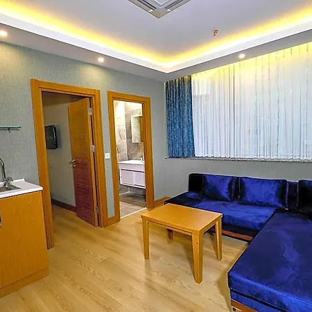 Grand Elmira מלון דירות 3*