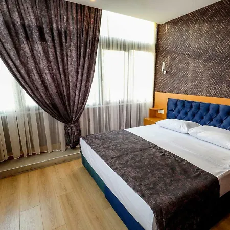 Grand Elmira Aparthotel 3*