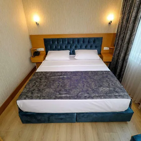 Grand Elmira Aparthotel 3*