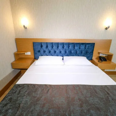 Grand Elmira Aparthotel 2*