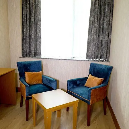 Hotel apartamentowy Grand Elmira
