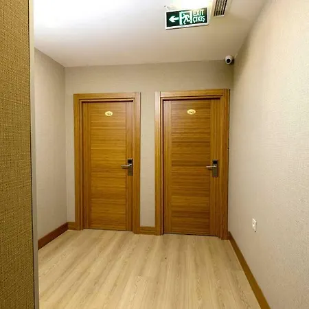 Grand Elmira Hotel apartamentowy 3*