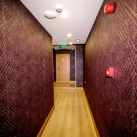 Hotel apartamentowy Grand Elmira 3*